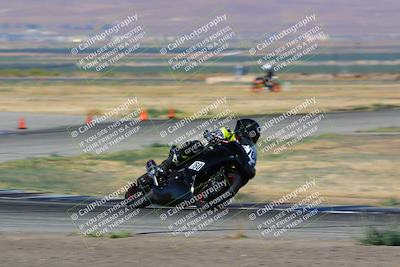 media/Aug-13-2023-CRA (Sun) [[1cfc37a6fb]]/Race 4 400 Superbike/Race/